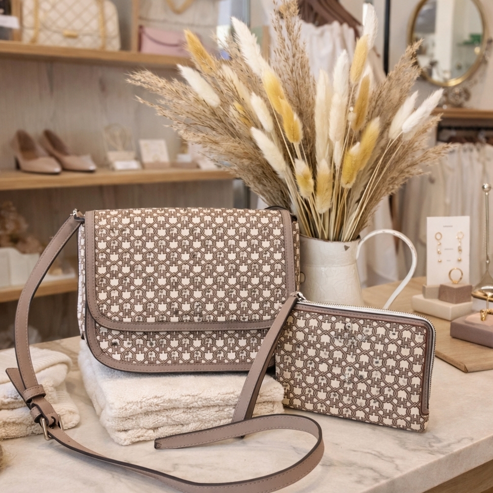 Kate Spade New York Limited Edition Saddle Shoulder Bag Of White Multi Purse Set